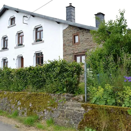 Gitesonoro Honvelez Holiday home Bovigny